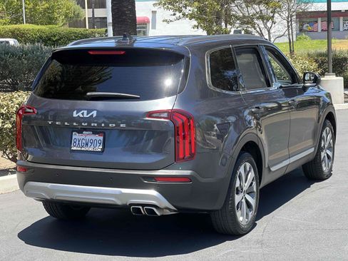 Used 2022 Kia Telluride EX w/ EX Premium Package FWD image 23