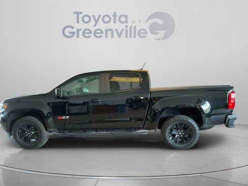 Used 2022 Chevrolet Colorado Z71 w/ Z71 Midnight Edition AWD/4WD image 2