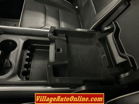 Used 2020 RAM 1500 Laramie w/ Sport Appearance Package AWD/4WD image 24