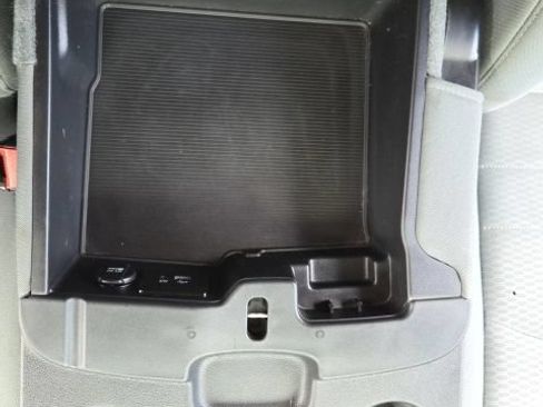 Used 2015 RAM 3500 Tradesman w/ Chrome Appearance Group RWD image 25