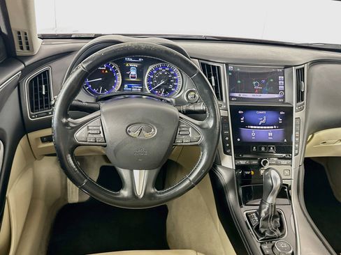 Used 2015 INFINITI Q50 Premium w/ Navigation Package RWD image 17