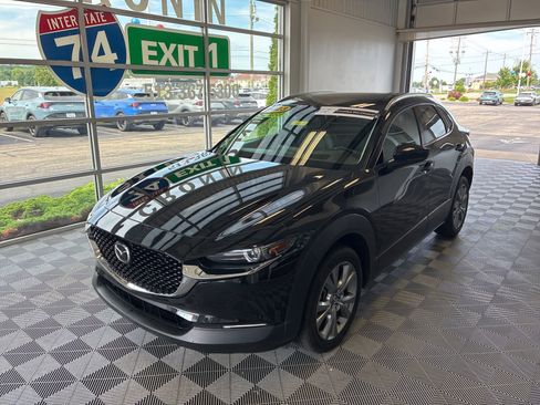 Used 2023 MAZDA CX-30 AWD 2.5 S w/ Premium Package image 3