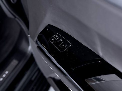 Used 2025 Cadillac Escalade V image 75