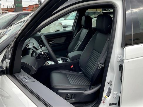 New 2026 Land Rover Discovery Sport Landmark AWD/4WD image 13