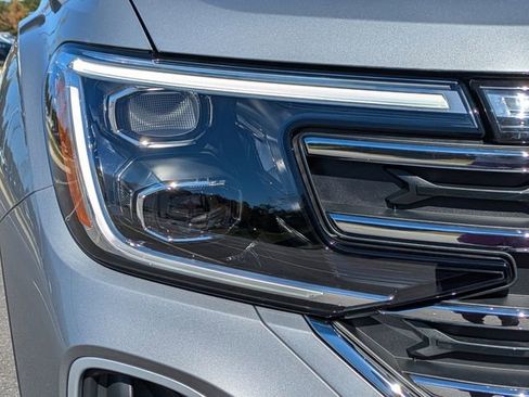 New 2026 Volkswagen Atlas SE FWD image 10