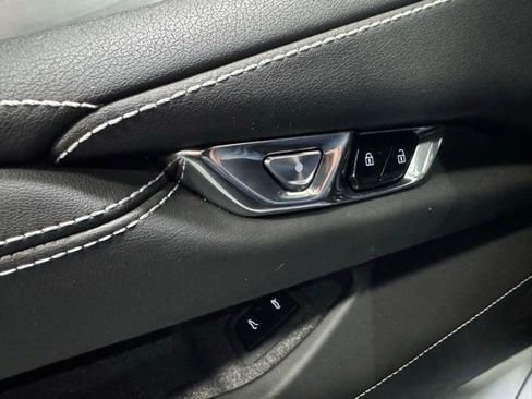 Used 2020 Chevrolet Corvette Stingray Preferred Cpe w/ 2LT Preferred Equipment Group image 25