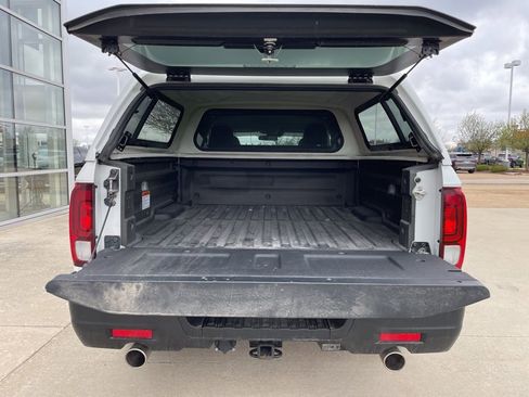 Used 2021 Honda Ridgeline Sport image 13