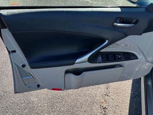 Used 2010 Lexus IS 250 image 19