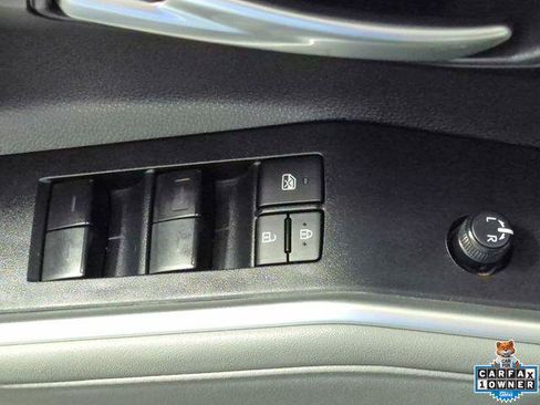 Certified 2024 Toyota Highlander XLE AWD/4WD image 16