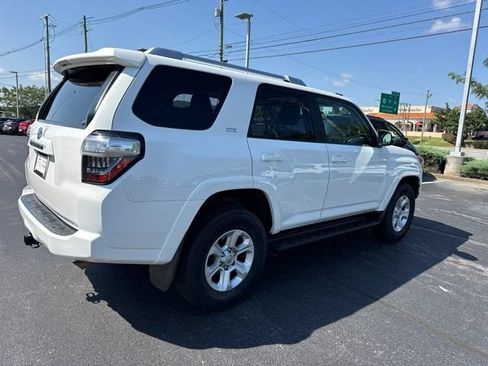 Used 2017 Toyota 4Runner SR5 Premium AWD/4WD image 14