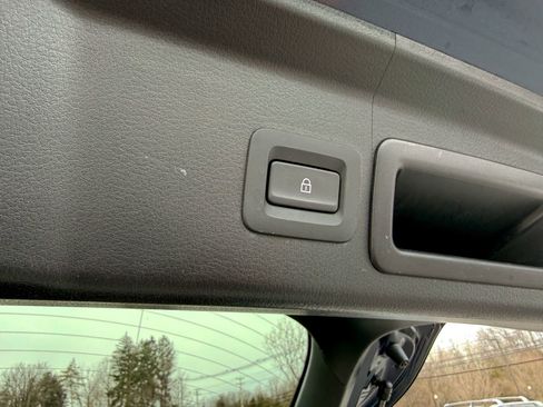 Used 2025 MAZDA CX-30 AWD 2.5 S w/ Select Sport Pkg image 15