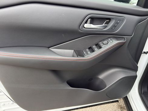 New 2026 Nissan Rogue SV AWD/4WD image 12