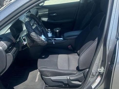 Used 2020 Nissan Sentra SV image 14