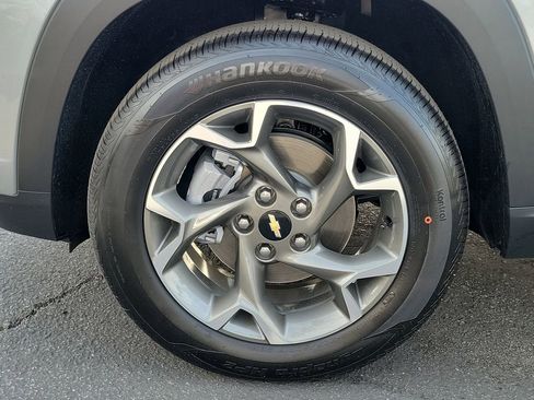 New 2026 Chevrolet Trax LT w/ Driver Confidence Package image 21