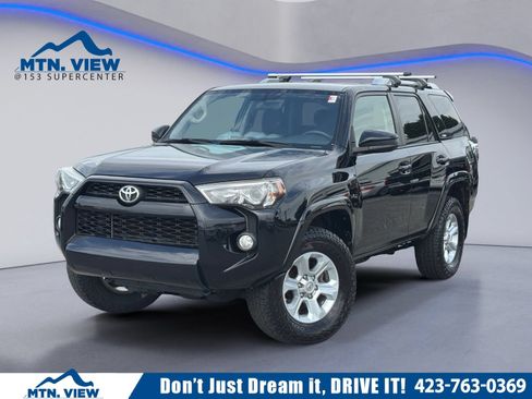 Used 2017 Toyota 4Runner SR5 AWD/4WD image 1