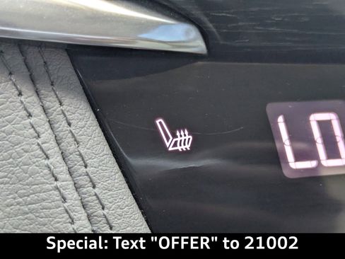 Used 2020 Cadillac XT6 Premium Luxury w/ LPO, Floor Liner Package image 27