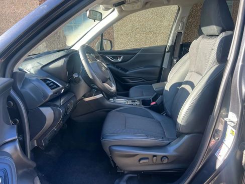 Used 2019 Subaru Forester Premium w/ All-Weather Package image 27