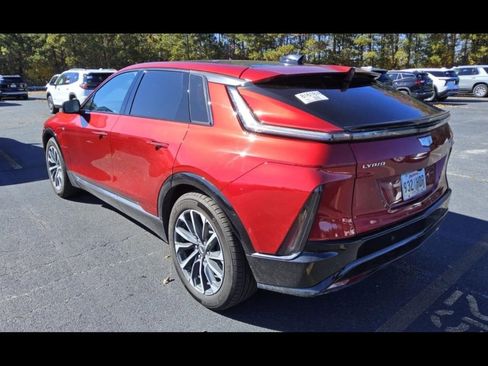 Used 2024 Cadillac Lyriq Sport RWD image 4