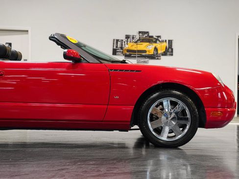 Used 2002 Ford Thunderbird RWD image 11