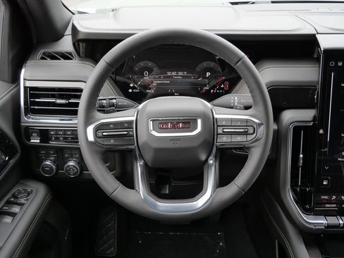 New 2026 GMC Yukon XL Elevation image 10