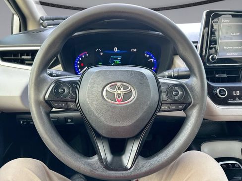 Used 2020 Toyota Corolla LE FWD image 14