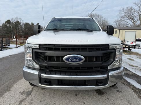 Used 2021 Ford F250 XL w/ Power Equipment Group image 9