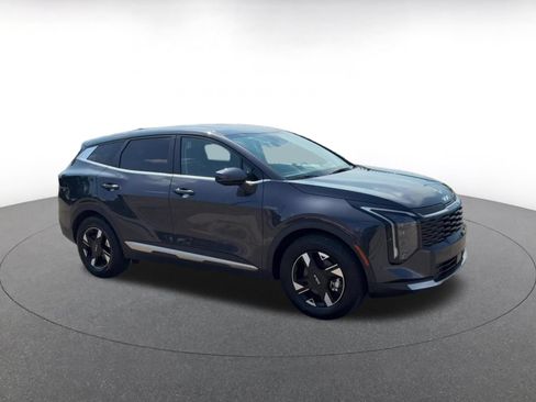 Used 2026 Kia Sportage LX FWD image 2
