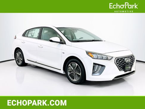Used 2020 Hyundai Ioniq SEL image 1
