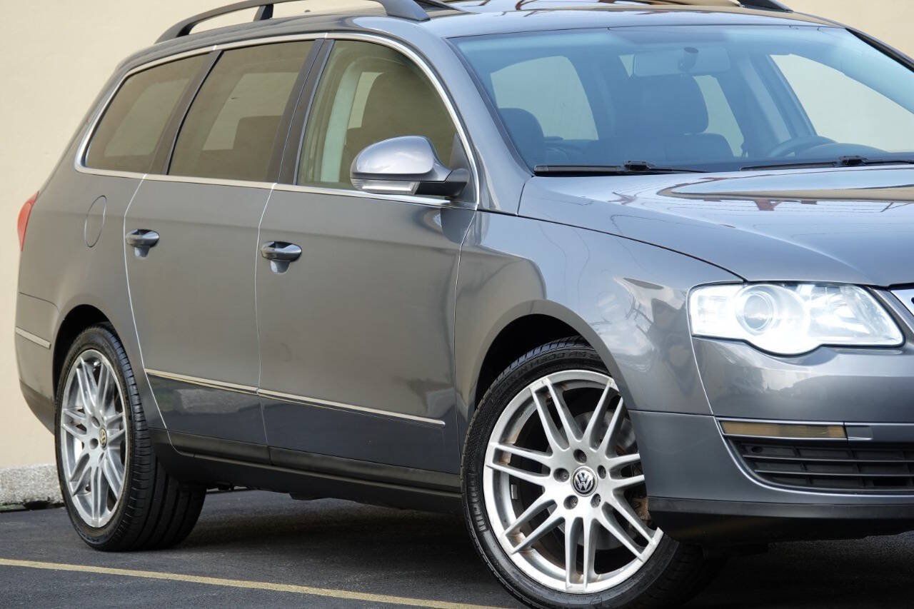Used 2007 Volkswagen Passat 2.0T FWD image 37