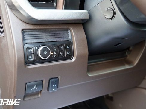 Used 2026 Ford F350 King Ranch w/ Chrome Package image 27