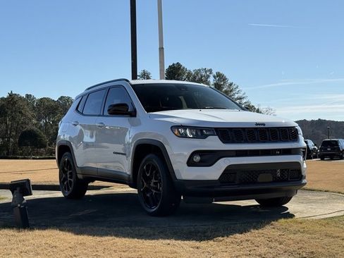 New 2026 Jeep Compass Latitude image 1