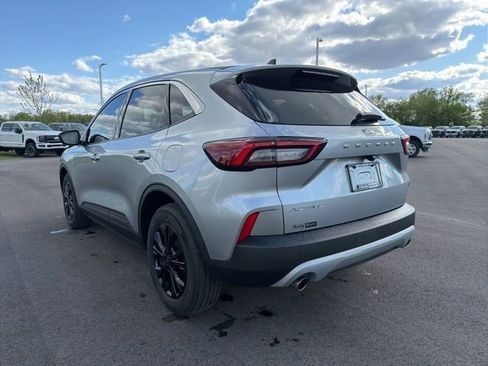 Used 2023 Ford Escape Active w/ Cold Weather Package FWD image 12