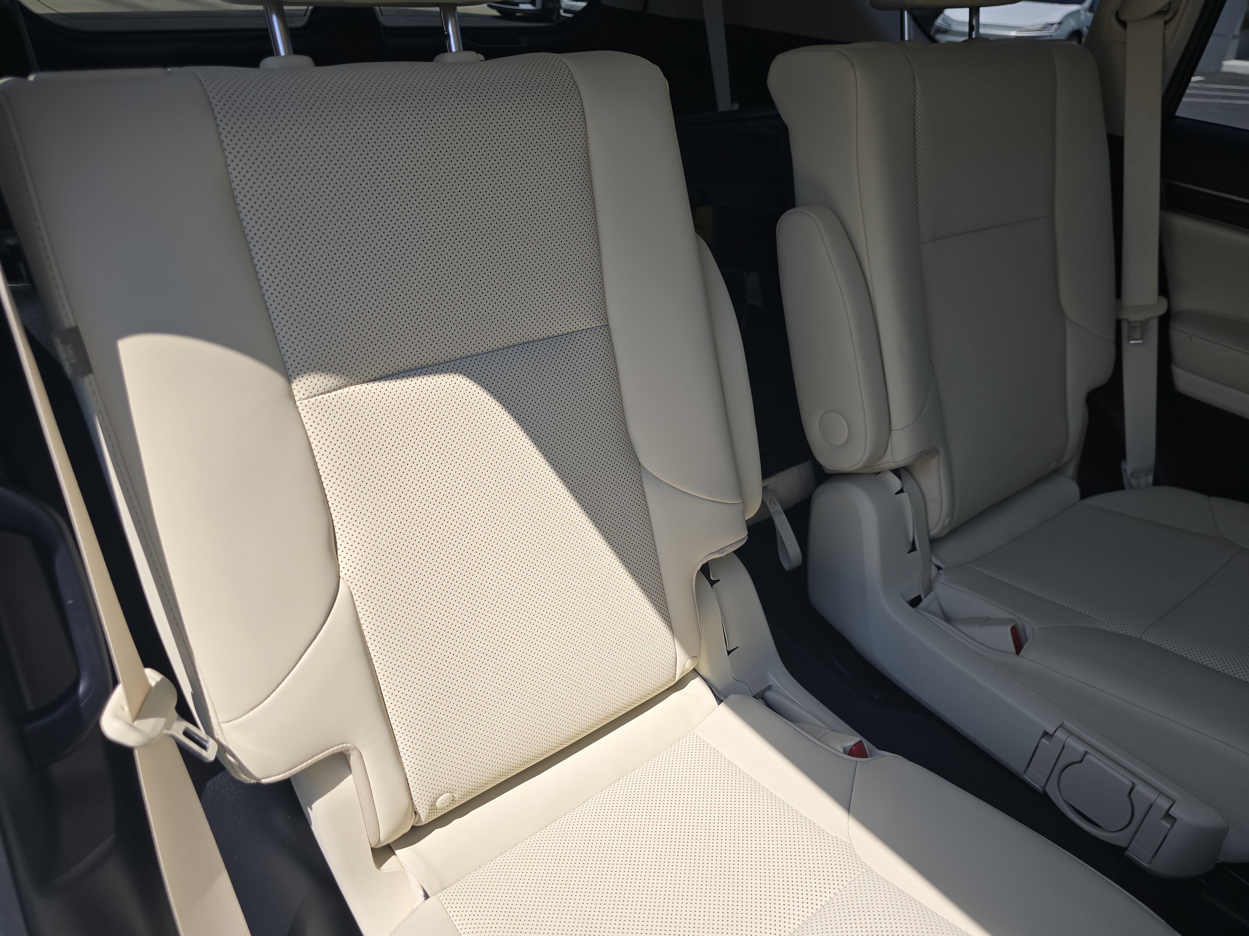 Used 2021 Lexus GX 460 Premium AWD/4WD image 18