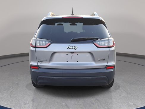 Used 2019 Jeep Cherokee Latitude w/ Popular Appearance Group AWD/4WD image 6