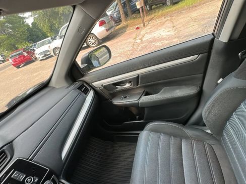 Used 2018 Honda CR-V LX image 14