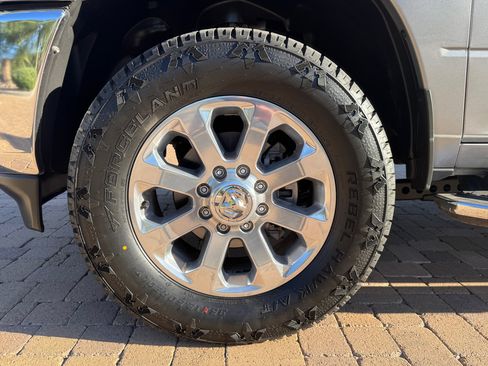 Used 2021 RAM 2500 Big Horn image 14