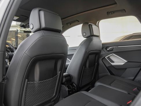 Certified 2025 Audi Q3 2.0T Premium Plus w/ Premium Plus Package image 18