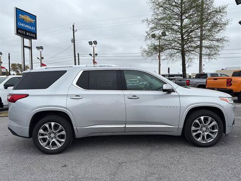 Used 2021 Chevrolet Traverse Premier image 10