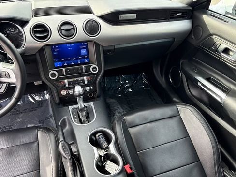 Used 2021 Ford Mustang Premium image 19