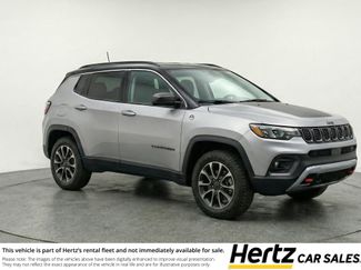 Used 2025 Jeep Compass Trailhawk AWD/4WD video 1