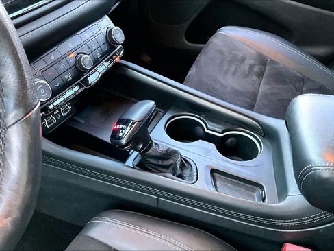 Used 2022 Dodge Durango GT image 13