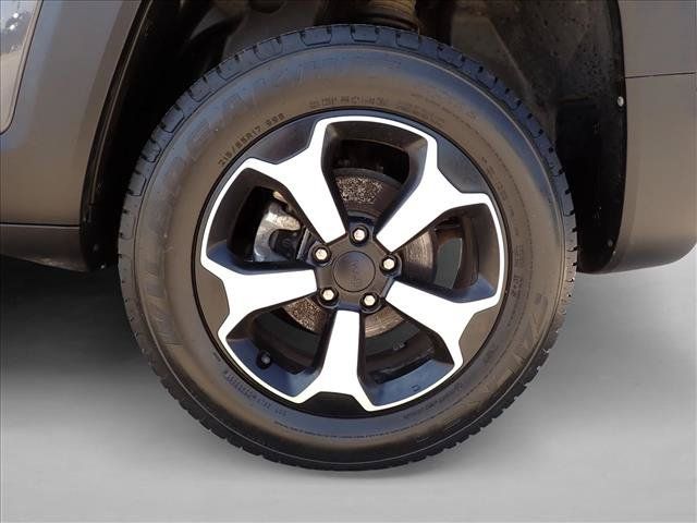 Used 2022 Jeep Renegade Trailhawk AWD/4WD image 7