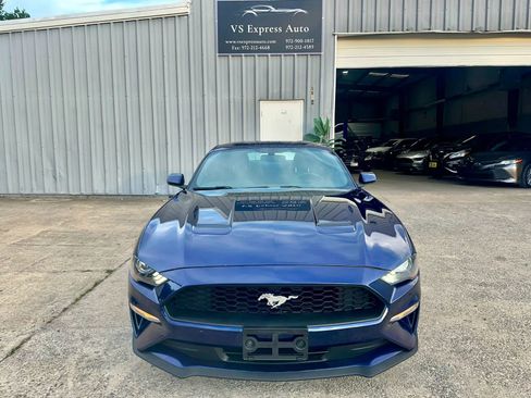 Used 2019 Ford Mustang Coupe w/ Equipment Group 101A RWD image 2