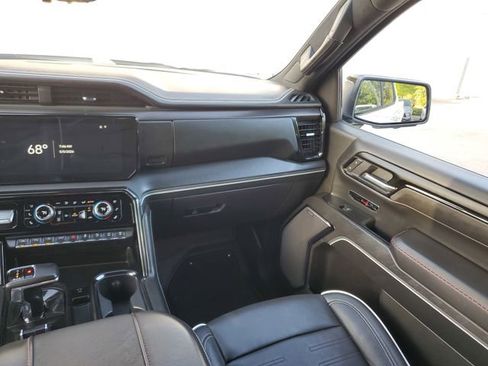 Used 2025 GMC Sierra 1500 AT4X AWD/4WD image 15