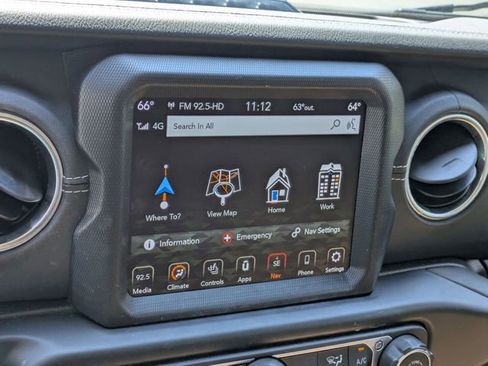 Used 2023 Jeep Wrangler Unlimited Sahara w/ Cold Weather Group AWD/4WD image 21