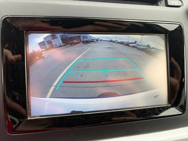 Used 2019 Toyota Highlander LE FWD image 9
