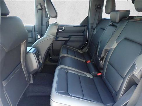 New 2026 Ford Bronco Outer Banks AWD/4WD image 9