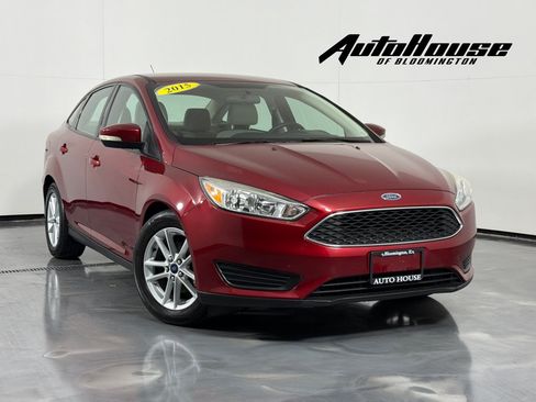 Used 2015 Ford Focus SE w/ SE Cold Weather Package FWD image 1