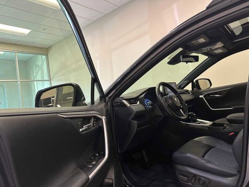 Used 2024 Toyota RAV4 XSE w/ Advanced Technology Package image 23