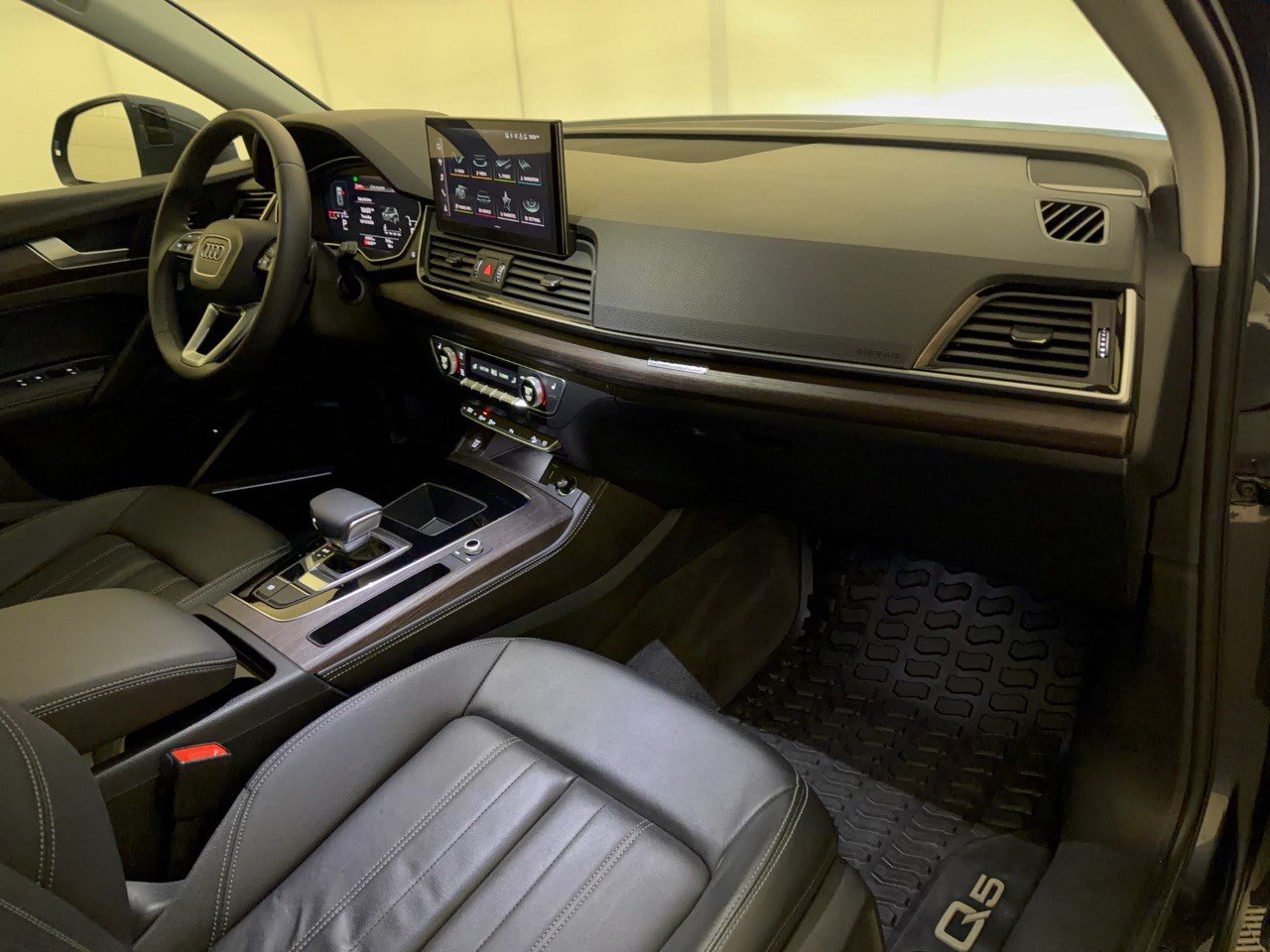 Certified 2024 Audi Q5 2.0T Premium Plus AWD/4WD image 31